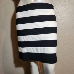 White House Black Market Striped Pencil Skirt